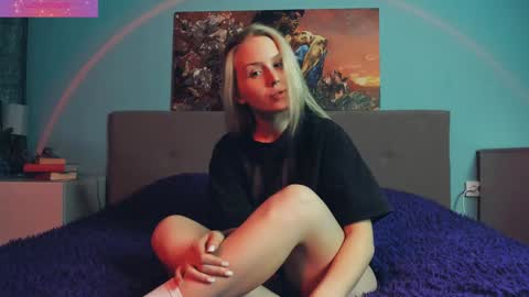 Snapshot of linda_roxy chatting on 02-04-25, 03:26 Linda online show from 02-04-25, 03:26