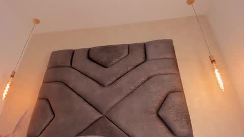 Linda Saenz online show from 02-17-25, 03:09