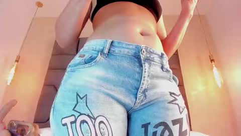 Linda Saenz online show from 03-11-25, 11:44