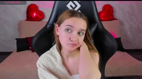 linda_zimmermann online show from 03-05-25, 02:23