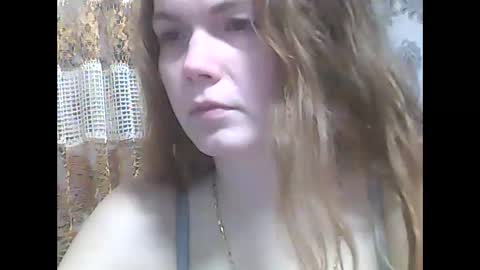 Snapshot of lindaahskysx chatting on 01-12-26, 10:15 LindaAhSkysX online show from 01-12-26, 10:15