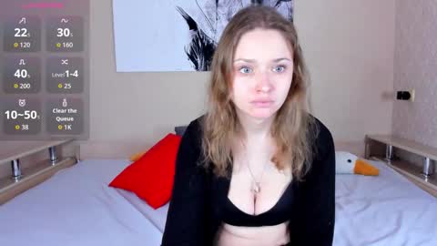 Linda online show from 10-14-25, 05:08