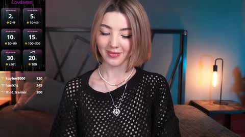 Snapshot of lindathacker chatting on 02-04-25, 11:16 your Linda is back online show from 02-04-25, 11:16