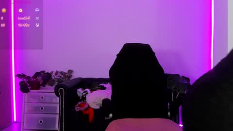 Linda  --  online show from 01-27-25, 09:44