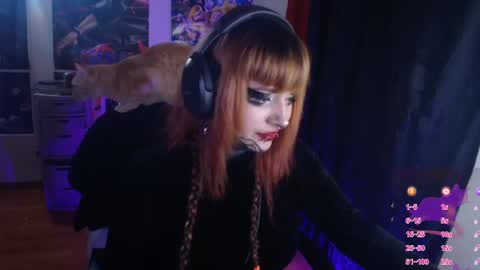 Snapshot of linddamortt chatting on 06-01-26, 11:50 CatalinaANIDEA online show from 06-01-26, 11:50
