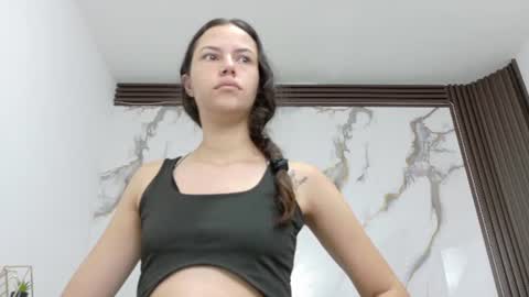 Snapshot of lindsey8 chatting on 06-18-26, 12:53 Lindsey online show from 06-18-26, 12:53
