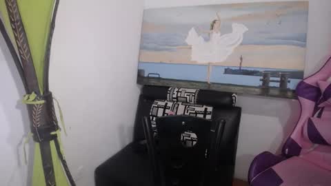 lindsey_2023 online show from 01-16-25, 06:59