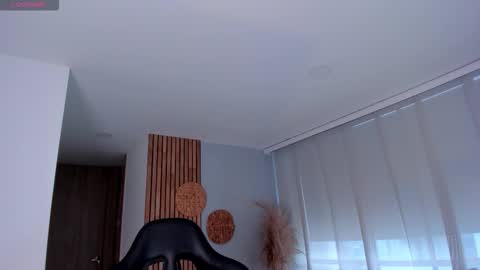 Snapshot of lindseyhallx chatting on 09-24-25, 09:07 call me annie online show from 09-24-25, 09:07
