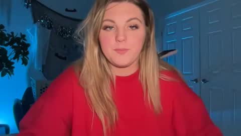 Lindseyluxe online show from 10-19-25, 02:34