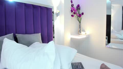 Snapshot of lindsycarter chatting on 12-03-24, 03:11 LINDA online show from 12-03-24, 03:11