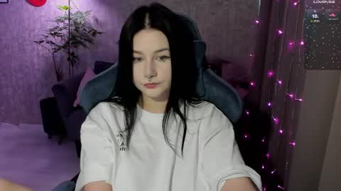 Lina online show from 08-03-26, 04:00