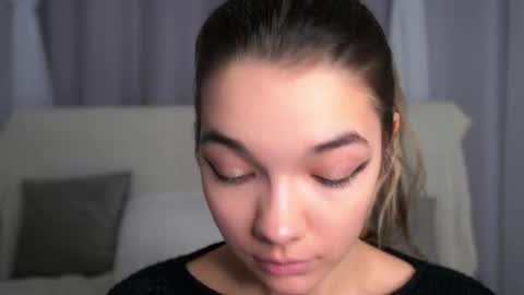 Snapshot of linettedennett chatting on 09-25-25, 11:03 Kate online show from 09-25-25, 11:03