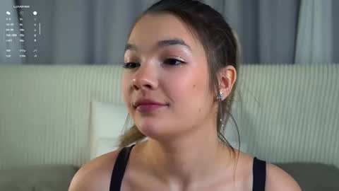 Snapshot of linettedennett chatting on 10-19-25, 11:00 Kate online show from 10-19-25, 11:00