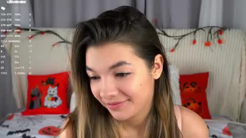 Snapshot of linettedennett chatting on 11-01-25, 11:01 Kate online show from 11-01-25, 11:01