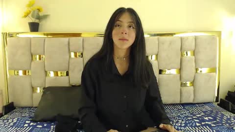Snapshot of ling_ling24 chatting on 02-18-25, 06:26 ling ling24 online show from 02-18-25, 06:26