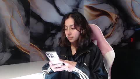 Snapshot of ling_ling24 chatting on 10-15-25, 03:06 ling ling24 online show from 10-15-25, 03:06