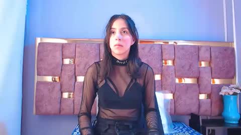 Snapshot of ling_ling24 chatting on 01-08-26, 07:10 ling ling24 online show from 01-08-26, 07:10