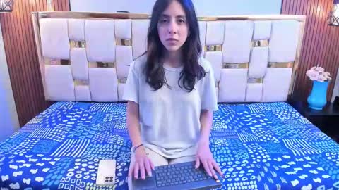 Snapshot of ling_ling24 chatting on 05-25-26, 03:34 ling ling24 online show from 05-25-26, 03:34
