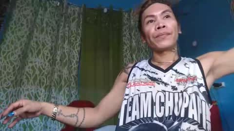 Snapshot of lingkure_69ts chatting on 09-29-25, 07:13 weng bustamante online show from 09-29-25, 07:13