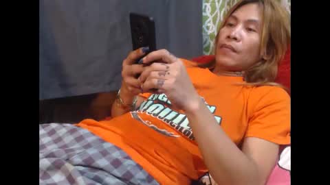 Snapshot of lingkure_69ts chatting on 10-14-25, 02:07 weng bustamante online show from 10-14-25, 02:07