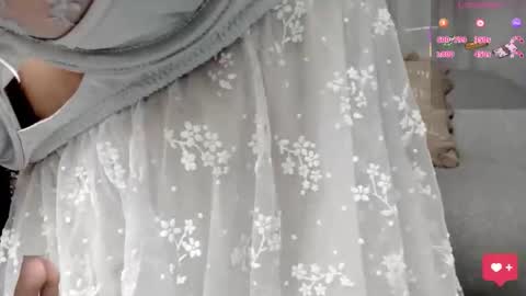 Snapshot of linhh99 chatting on 03-04-26, 06:30 linhh99 online show from 03-04-26, 06:30