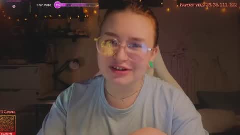 Snapshot of linkoron chatting on 06-22-26, 11:46 Lina online show from 06-22-26, 11:46