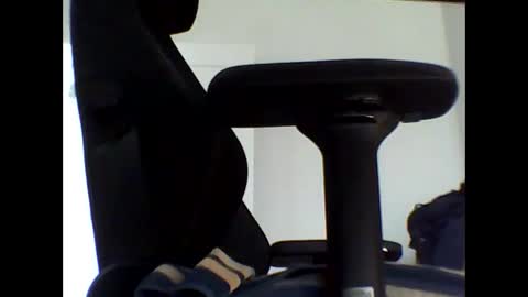 Snapshot of links29 chatting on 05-16-26, 07:56 Smallhairycock online show from 05-16-26, 07:56