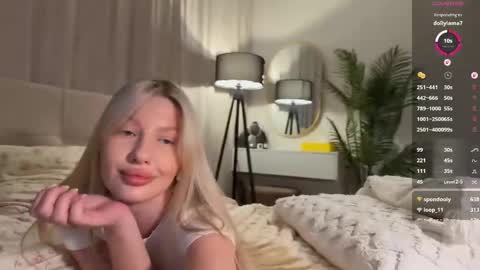 Snapshot of lintona chatting on 03-21-26, 08:19 lintona online show from 03-21-26, 08:19