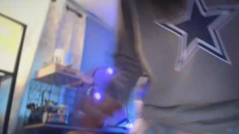 linuxgirlsudosu online show from 01-18-25, 03:38