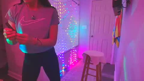 linuxgirlsudosu online show from 10-18-25, 09:10