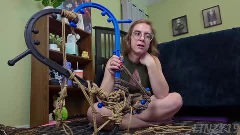 Snapshot of linzy19 chatting on 12-15-24, 05:23 Linzy19 online show from 12-15-24, 05:23