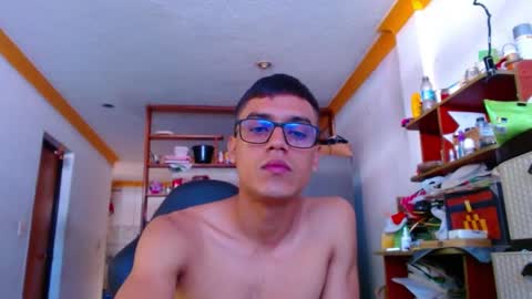 lion_grr online show from 10-01-25, 02:23