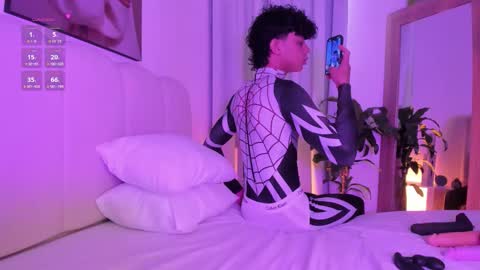 Snapshot of lion_stones chatting on 03-05-26, 05:53 new account Lion online show from 03-05-26, 05:53