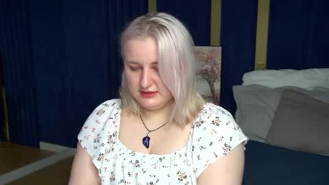 LioraArdyn online show from 04-01-26, 05:19