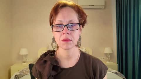 Liora Weiss online show from 03-16-26, 06:06