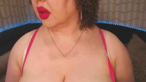 Snapshot of lipsaddiction chatting on 01-15-25, 10:13 LIpsAddiction online show from 01-15-25, 10:13