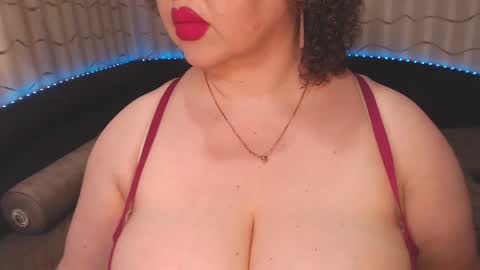 Snapshot of lipsaddiction chatting on 02-16-25, 09:38 LIpsAddiction online show from 02-16-25, 09:38