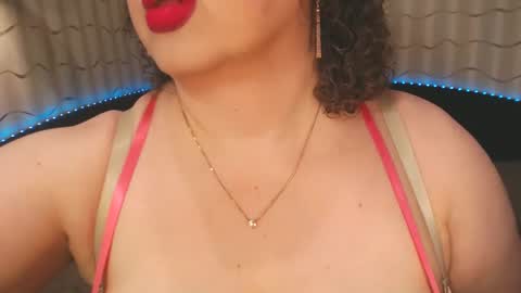 Snapshot of lipsaddiction chatting on 02-28-25, 02:31 LIpsAddiction online show from 02-28-25, 02:31