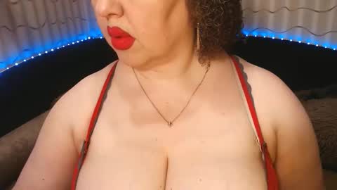 Snapshot of lipsaddiction chatting on 05-22-26, 12:22 LIpsAddiction online show from 05-22-26, 12:22
