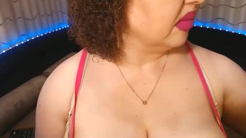 Snapshot of lipsaddiction chatting on 06-06-26, 12:32 LIpsAddiction online show from 06-06-26, 12:32