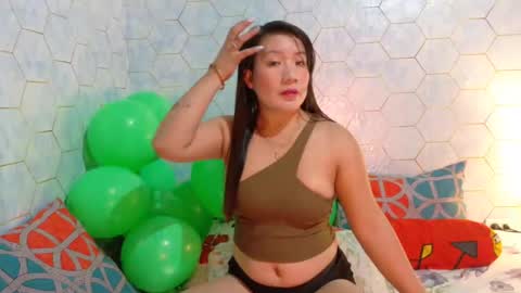 Snapshot of lipsofangel16 chatting on 06-22-26, 04:53 im cherry online show from 06-22-26, 04:53