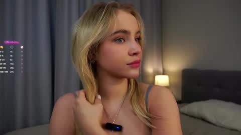 Amelia online show from 02-14-25, 02:28