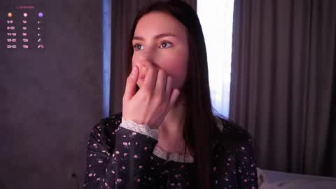 Snapshot of lipswithsmileonthem chatting on 05-31-26, 01:14 Amelia online show from 05-31-26, 01:14