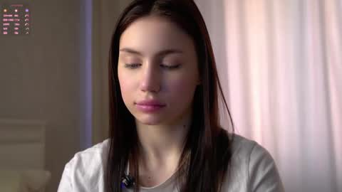 Snapshot of lipswithsmileonthem chatting on 06-01-26, 01:40 Amelia online show from 06-01-26, 01:40