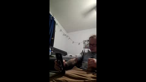 Snapshot of liquid187 chatting on 04-04-26, 10:40 liquid187 online show from 04-04-26, 10:40