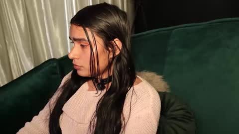 Snapshot of lireesa chatting on 11-20-25, 03:28 Lire online show from 11-20-25, 03:28