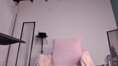 Snapshot of liry_kim chatting on 06-06-26, 06:45 liry online show from 06-06-26, 06:45