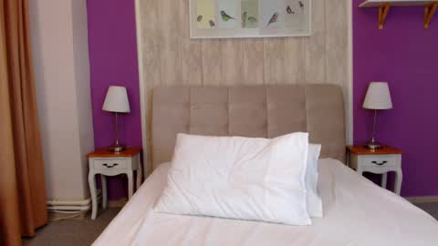 Snapshot of lisa_caprice chatting on 02-15-25, 08:22 Lisa Caprice online show from 02-15-25, 08:22