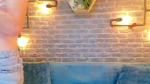 Snapshot of lisa_caprice chatting on 07-19-26, 04:16 Lisa Caprice online show from 07-19-26, 04:16