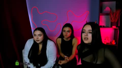 Lisa online show from 10-31-25, 11:55